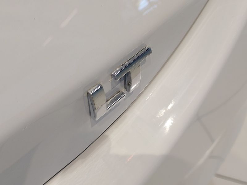 Chevrolet ONIX 1.0 TURBO FLEX LT AUTOMÁTICO 2022/2022 BETIOLO NOVOS E SEMINOVOS LAJEADO / Carros no Vale