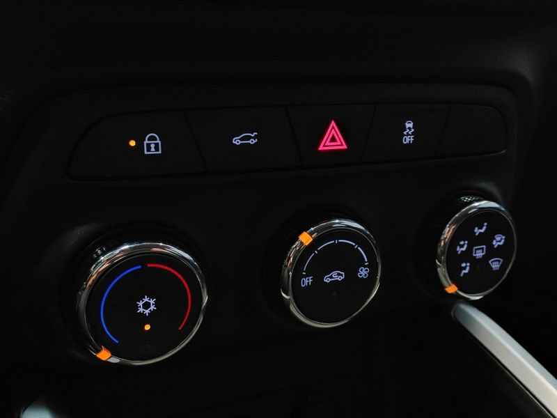 Chevrolet ONIX 1.0 TURBO FLEX LT MANUAL 2022/2023 BETIOLO NOVOS E SEMINOVOS LAJEADO / Carros no Vale Chevrolet ONIX 1.0 TURBO FLEX LT MANUAL 2022/2023 BETIOLO NOVOS E SEMINOVOS LAJEADO / Carros no Vale