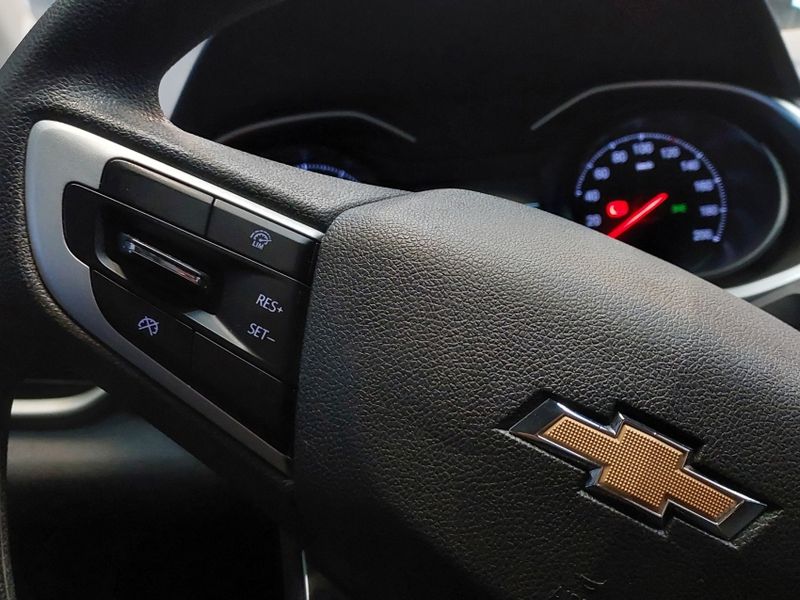 Chevrolet ONIX 1.0 TURBO FLEX LT MANUAL 2022/2023 BETIOLO NOVOS E SEMINOVOS LAJEADO / Carros no Vale