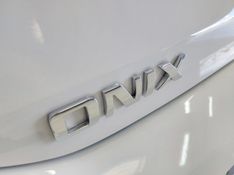 Chevrolet ONIX 1.0 TURBO FLEX LT MANUAL 2022/2023 BETIOLO NOVOS E SEMINOVOS LAJEADO / Carros no Vale