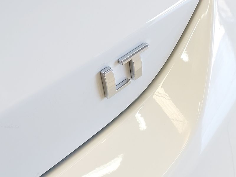 Chevrolet ONIX 1.0 TURBO FLEX LT MANUAL 2022/2023 BETIOLO NOVOS E SEMINOVOS LAJEADO / Carros no Vale