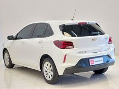 Chevrolet ONIX 1.0 TURBO FLEX LT MANUAL 2022/2023 BETIOLO NOVOS E SEMINOVOS LAJEADO / Carros no Vale