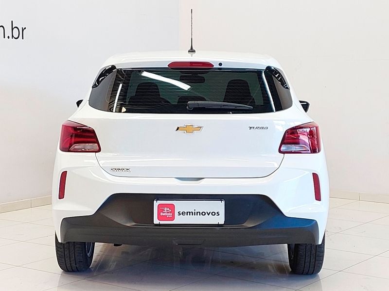 Chevrolet ONIX 1.0 TURBO FLEX LT MANUAL 2022/2023 BETIOLO NOVOS E SEMINOVOS LAJEADO / Carros no Vale Chevrolet ONIX 1.0 TURBO FLEX LT MANUAL 2022/2023 BETIOLO NOVOS E SEMINOVOS LAJEADO / Carros no Vale
