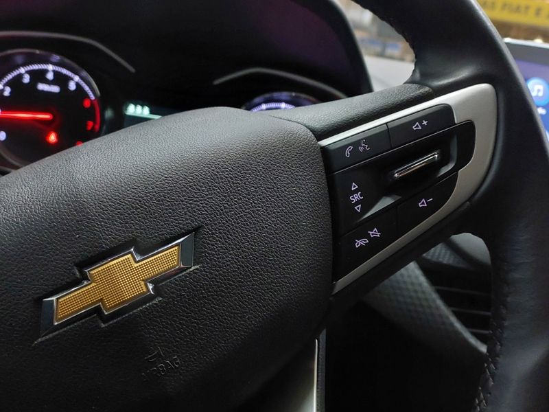 Chevrolet ONIX 1.0 TURBO FLEX LTZ AUTOMÁTICO 2024/2025 BETIOLO NOVOS E SEMINOVOS LAJEADO / Carros no Vale
