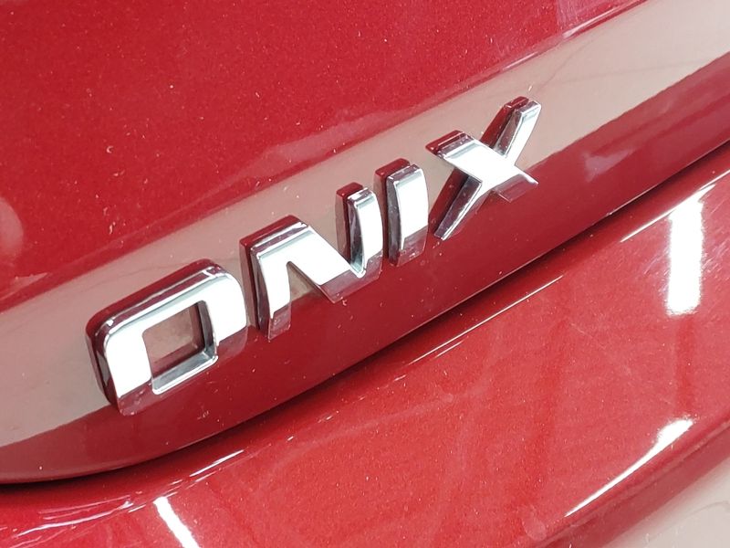 Chevrolet ONIX 1.0 TURBO FLEX LTZ AUTOMÁTICO 2024/2025 BETIOLO NOVOS E SEMINOVOS LAJEADO / Carros no Vale