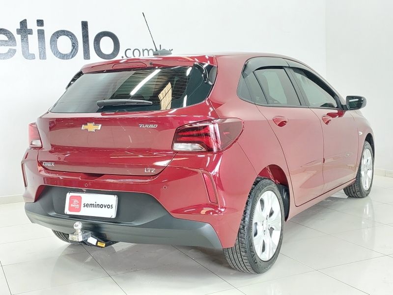 Chevrolet ONIX 1.0 TURBO FLEX LTZ AUTOMÁTICO 2024/2025 BETIOLO NOVOS E SEMINOVOS LAJEADO / Carros no Vale