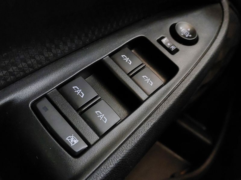 Chevrolet ONIX 1.0 TURBO FLEX PLUS LT AUTOMÁTICO 2020/2020 BETIOLO NOVOS E SEMINOVOS LAJEADO / Carros no Vale Chevrolet ONIX 1.0 TURBO FLEX PLUS LT AUTOMÁTICO 2020/2020 BETIOLO NOVOS E SEMINOVOS LAJEADO / Carros no Vale