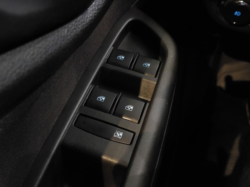Chevrolet PRISMA 1.4 MPFI LTZ 8V FLEX 4P AUTOMÁTICO 2016/2017 BETIOLO NOVOS E SEMINOVOS LAJEADO / Carros no Vale