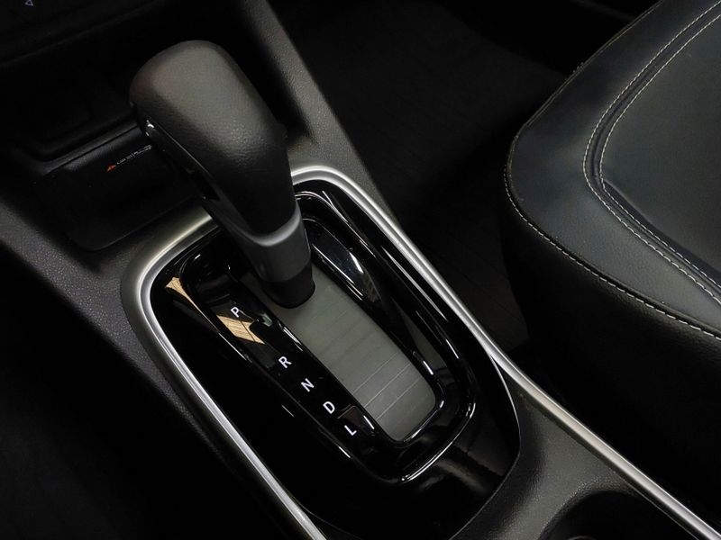 Chevrolet TRACKER 1.2 TURBO FLEX PREMIER AUTOMÁTICO 2023/2024 BETIOLO NOVOS E SEMINOVOS LAJEADO / Carros no Vale