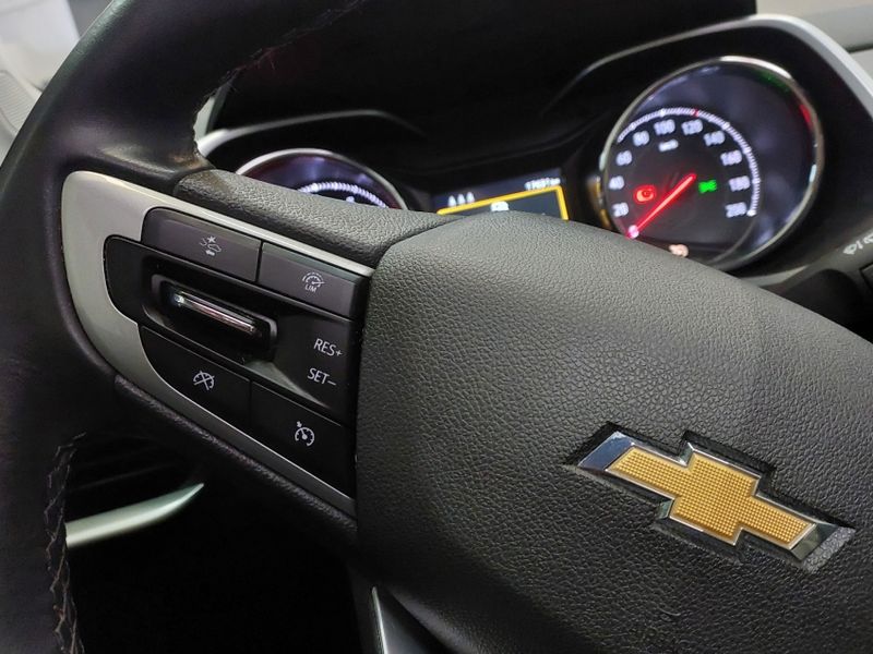 Chevrolet TRACKER 1.2 TURBO FLEX PREMIER AUTOMÁTICO 2023/2024 BETIOLO NOVOS E SEMINOVOS LAJEADO / Carros no Vale