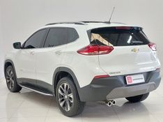 Chevrolet TRACKER 1.2 TURBO FLEX PREMIER AUTOMÁTICO 2023/2024 BETIOLO NOVOS E SEMINOVOS LAJEADO / Carros no Vale