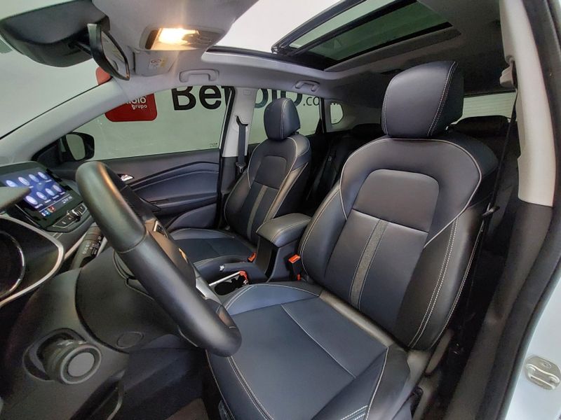 Chevrolet TRACKER 1.2 TURBO FLEX PREMIER AUTOMÁTICO 2023/2024 BETIOLO NOVOS E SEMINOVOS LAJEADO / Carros no Vale