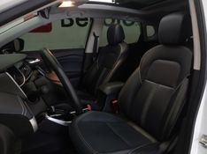 Chevrolet TRACKER 1.2 TURBO FLEX PREMIER AUTOMÁTICO 2023/2024 BETIOLO NOVOS E SEMINOVOS LAJEADO / Carros no Vale