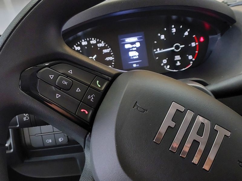 Fiat DUCATO 2.2 BLUEHDI DIESEL MAXICARGO MANUAL 2025/2026 BETIOLO NOVOS E SEMINOVOS LAJEADO / Carros no Vale