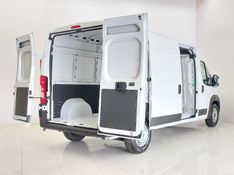 Fiat DUCATO 2.2 BLUEHDI DIESEL MAXICARGO MANUAL 2025/2026 BETIOLO NOVOS E SEMINOVOS LAJEADO / Carros no Vale