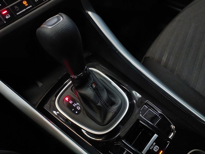 Fiat FASTBACK 1.0 TURBO 200 HYBRID AUDACE CVT 2025/2025 BETIOLO NOVOS E SEMINOVOS LAJEADO / Carros no Vale