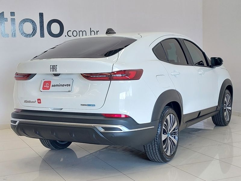 Fiat FASTBACK 1.0 TURBO 200 HYBRID AUDACE CVT 2025/2025 BETIOLO NOVOS E SEMINOVOS LAJEADO / Carros no Vale