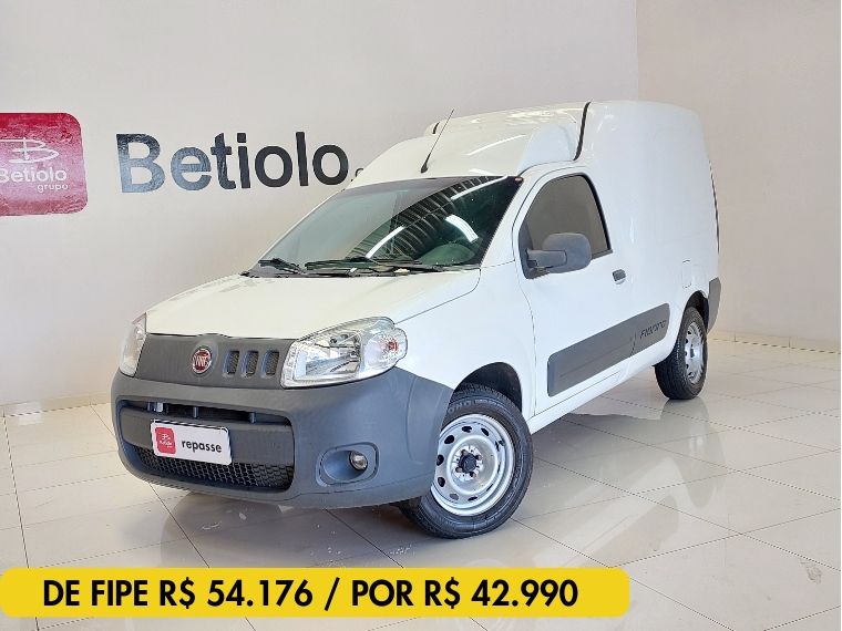 Fiat FIORINO 1.4 MPI FURGÃO 8V FLEX 2P MANUAL 2015/2015 BETIOLO NOVOS E SEMINOVOS LAJEADO / Carros no Vale