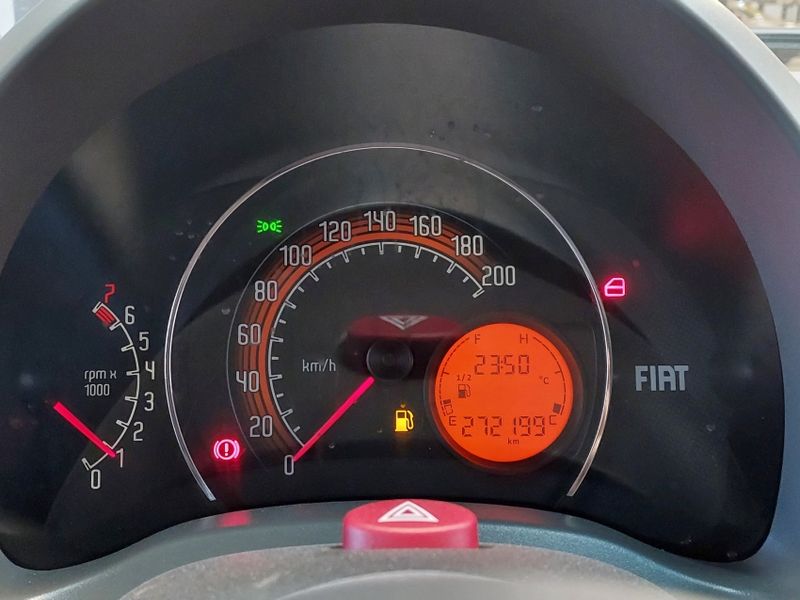 Fiat FIORINO 1.4 MPI FURGÃO 8V FLEX 2P MANUAL 2015/2015 BETIOLO NOVOS E SEMINOVOS LAJEADO / Carros no Vale