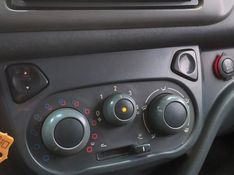 Fiat FIORINO 1.4 MPI FURGÃO 8V FLEX 2P MANUAL 2015/2015 BETIOLO NOVOS E SEMINOVOS LAJEADO / Carros no Vale