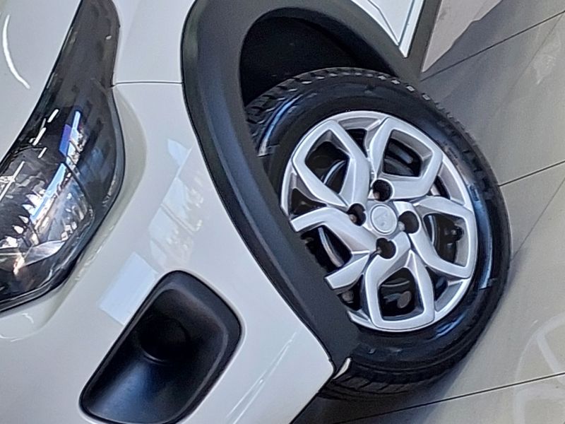 Fiat MOBI 1.0 EVO FLEX LIKE MANUAL 2023/2023 BETIOLO NOVOS E SEMINOVOS LAJEADO / Carros no Vale