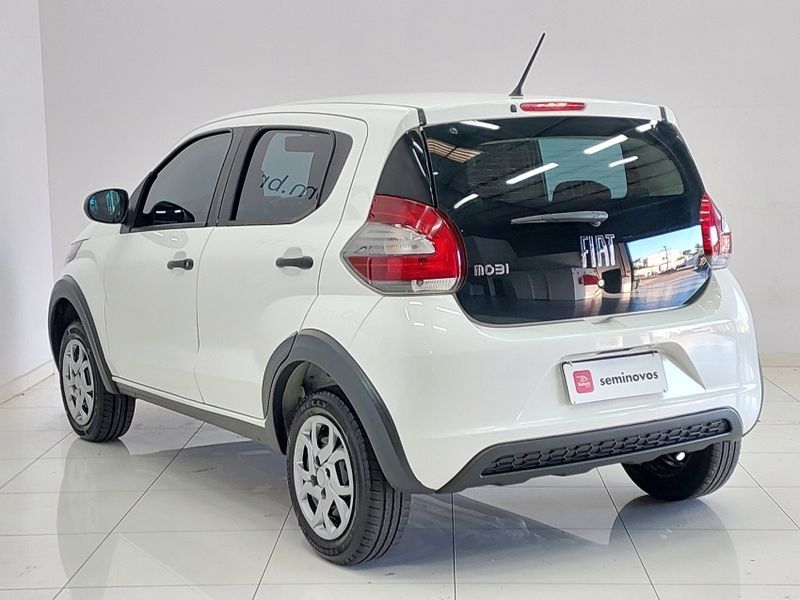 Fiat MOBI 1.0 EVO FLEX LIKE MANUAL 2023/2023 BETIOLO NOVOS E SEMINOVOS LAJEADO / Carros no Vale