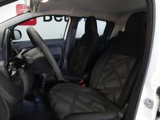 Fiat MOBI 1.0 EVO FLEX LIKE MANUAL 2023/2023 BETIOLO NOVOS E SEMINOVOS LAJEADO / Carros no Vale