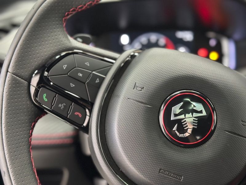 Fiat PULSE 1.3 TURBO 270 FLEX ABARTH AT6 2025/2026 BETIOLO NOVOS E SEMINOVOS LAJEADO / Carros no Vale