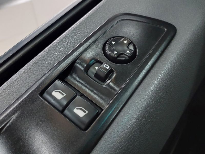 Fiat SCUDO 1.5 BLUEHDI DIESEL CARGO MANUAL 2022/2023 BETIOLO NOVOS E SEMINOVOS LAJEADO / Carros no Vale Fiat SCUDO 1.5 BLUEHDI DIESEL CARGO MANUAL 2022/2023 BETIOLO NOVOS E SEMINOVOS LAJEADO / Carros no Vale