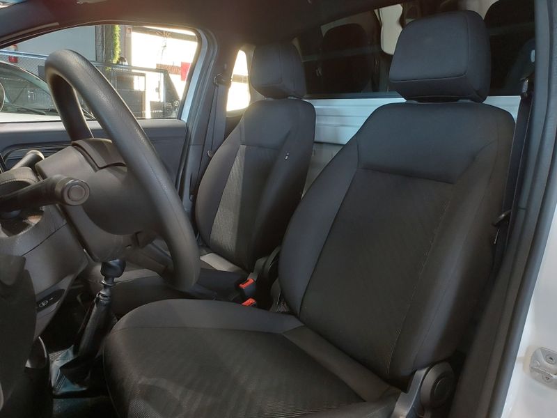 Fiat STRADA 1.3 FIREFLY FLEX ENDURANCE CS MANUAL 2023/2024 BETIOLO NOVOS E SEMINOVOS LAJEADO / Carros no Vale