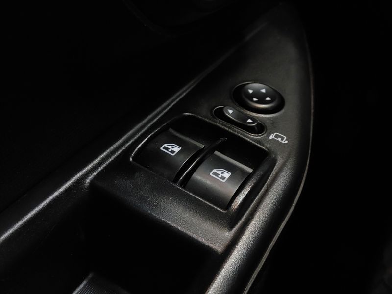 Fiat STRADA 1.3 FIREFLY FLEX FREEDOM CS MANUAL 2023/2024 BETIOLO NOVOS E SEMINOVOS LAJEADO / Carros no Vale