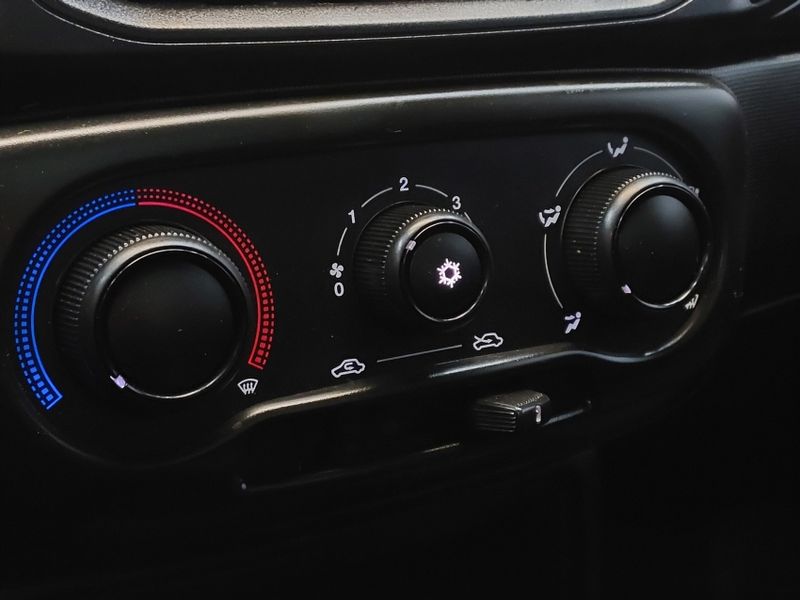 Fiat STRADA 1.4 FIRE FLEX ENDURANCE CS MANUAL 2022/2023 BETIOLO NOVOS E SEMINOVOS LAJEADO / Carros no Vale