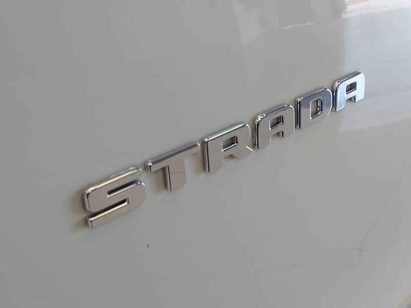 Fiat STRADA 1.4 FIRE FLEX ENDURANCE CS MANUAL 2022/2023 BETIOLO NOVOS E SEMINOVOS LAJEADO / Carros no Vale