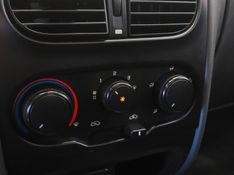 Fiat STRADA 1.4 MPI HARD WORKING CS 8V FLEX 2P MANUAL 2017/2018 BETIOLO NOVOS E SEMINOVOS LAJEADO / Carros no Vale