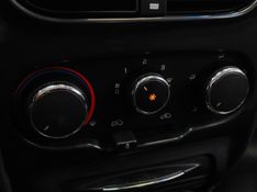 Fiat STRADA 1.8 MPI ADVENTURE CD 16V FLEX 3P MANUAL 2013/2014 BETIOLO NOVOS E SEMINOVOS LAJEADO / Carros no Vale