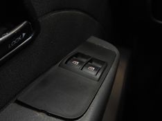 Fiat STRADA 1.8 MPI ADVENTURE CD 16V FLEX 3P MANUAL 2013/2014 BETIOLO NOVOS E SEMINOVOS LAJEADO / Carros no Vale