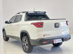 Fiat TORO 1.3 TURBO 270 FLEX FREEDOM AT6 2022/2023 BETIOLO NOVOS E SEMINOVOS LAJEADO / Carros no Vale