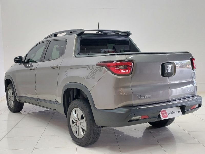 Fiat TORO 1.8 16V EVO FLEX FREEDOM AT6 2020/2021 BETIOLO NOVOS E SEMINOVOS LAJEADO / Carros no Vale