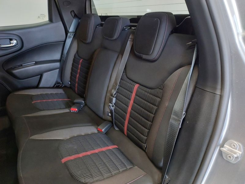 Fiat TORO 1.8 16V EVO FLEX FREEDOM AT6 2020/2021 BETIOLO NOVOS E SEMINOVOS LAJEADO / Carros no Vale