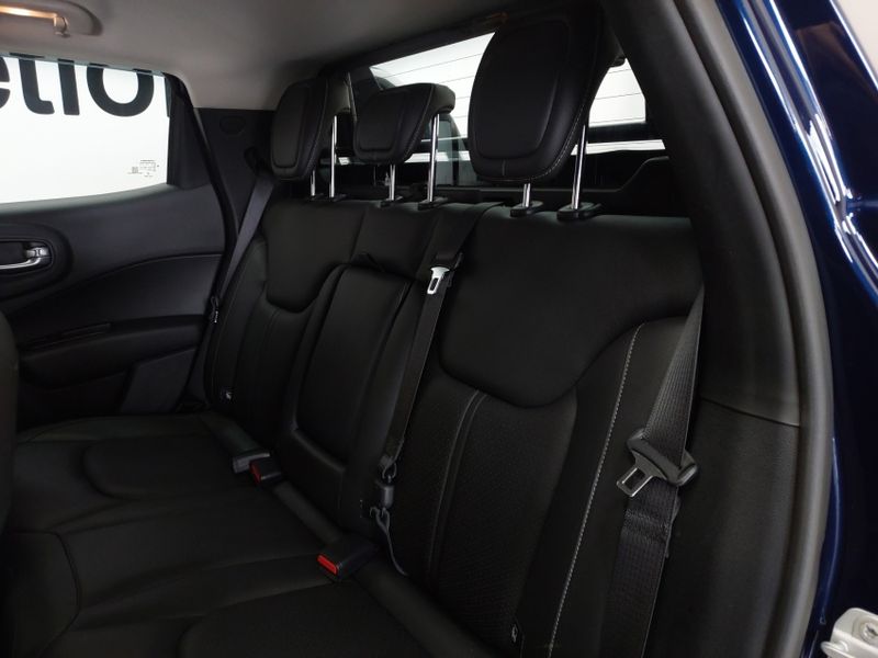 Fiat TORO 2.0 16V TURBO DIESEL VOLCANO 4WD AT9 2021/2022 BETIOLO NOVOS E SEMINOVOS LAJEADO / Carros no Vale