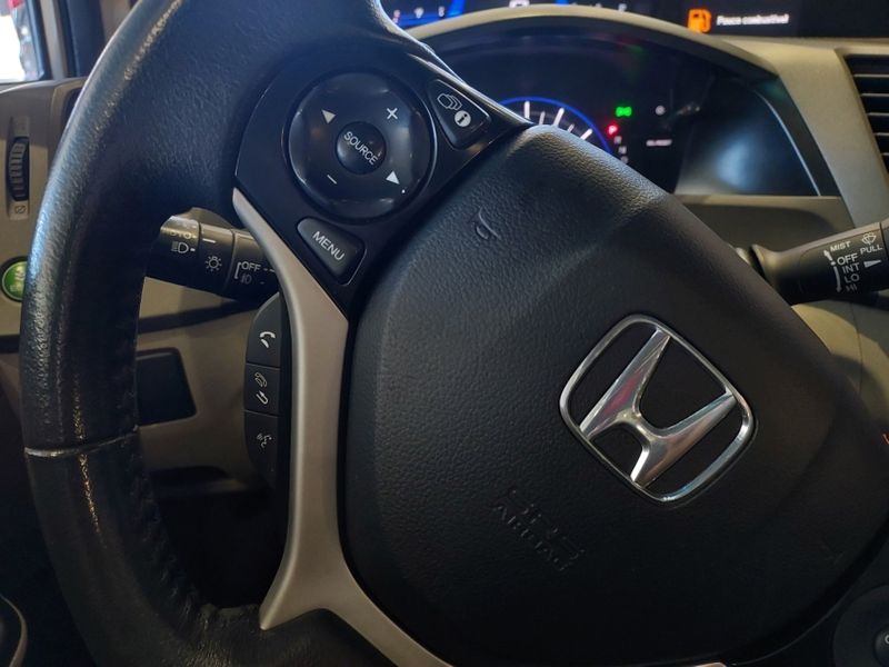 Honda CIVIC 1.8 EXS 16V FLEX 4P AUTOMÁTICO 2012/2012 BETIOLO NOVOS E SEMINOVOS LAJEADO / Carros no Vale