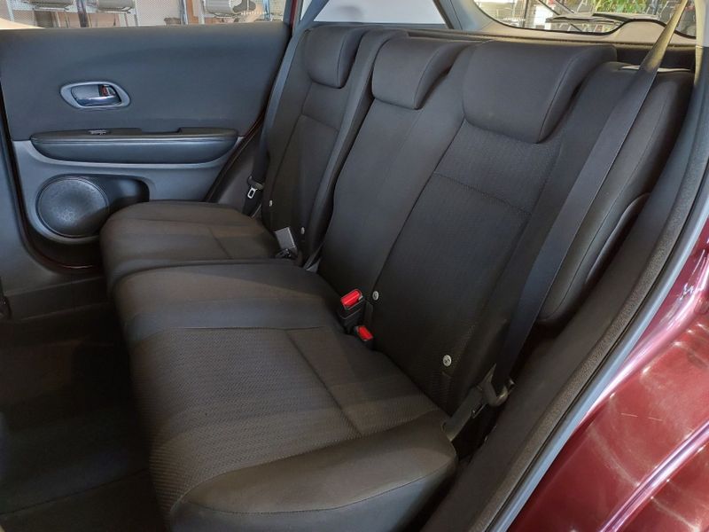 Honda HR-V 1.8 16V FLEX EX 4P AUTOMÁTICO 2015/2016 BETIOLO NOVOS E SEMINOVOS LAJEADO / Carros no Vale