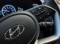 Hyundai CRETA 1.0 TGDI FLEX LIMITED AUTOMÁTICO 2023/2024 BETIOLO NOVOS E SEMINOVOS LAJEADO / Carros no Vale