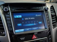 Hyundai I30 1.8 MPI 16V GASOLINA 4P AUTOMATICO 2014/2015 BETIOLO NOVOS E SEMINOVOS LAJEADO / Carros no Vale