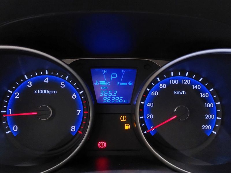 Hyundai IX35 2.0 MPFI GL 16V FLEX 4P AUTOMÁTICO 2017/2018 BETIOLO NOVOS E SEMINOVOS LAJEADO / Carros no Vale