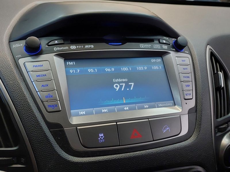 Hyundai IX35 2.0 MPFI GL 16V FLEX 4P AUTOMÁTICO 2017/2018 BETIOLO NOVOS E SEMINOVOS LAJEADO / Carros no Vale