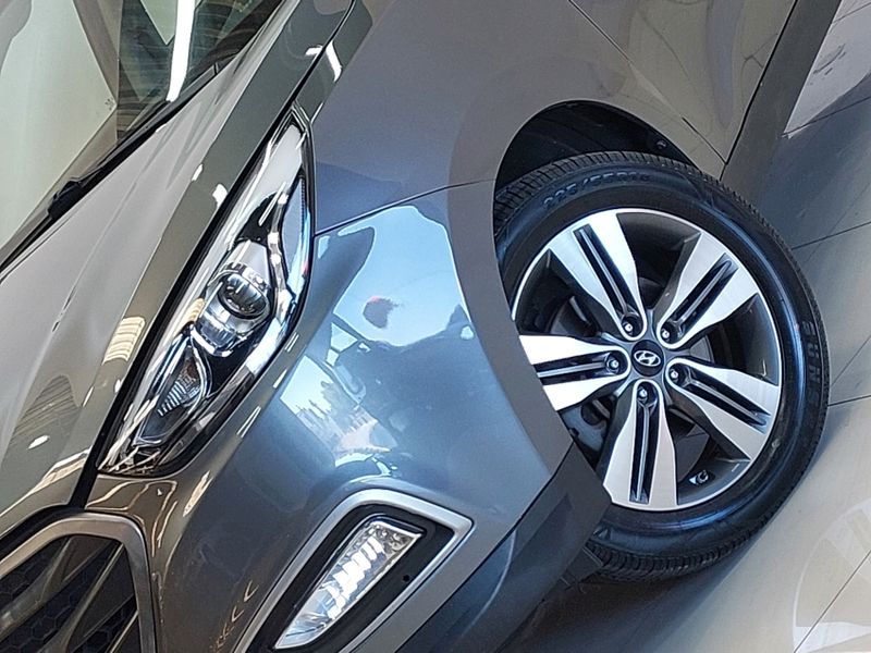 Hyundai IX35 2.0 MPFI GL 16V FLEX 4P AUTOMÁTICO 2017/2018 BETIOLO NOVOS E SEMINOVOS LAJEADO / Carros no Vale