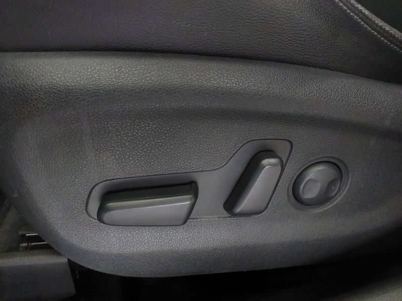 Hyundai TUCSON 1.6 16V T-GDI GASOLINA GLS ECOSHIFT 2018/2019 BETIOLO NOVOS E SEMINOVOS LAJEADO / Carros no Vale