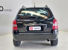 Hyundai TUCSON 2.0 MPFI GLS 16V 143CV 2WD FLEX 4P AUTOMÁTICO 2014/2015 BETIOLO NOVOS E SEMINOVOS LAJEADO / Carros no Vale