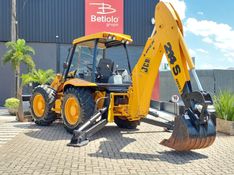 JCB Retroescavadeira 214 S 214 2001/2001 BETIOLO NOVOS E SEMINOVOS LAJEADO / Carros no Vale